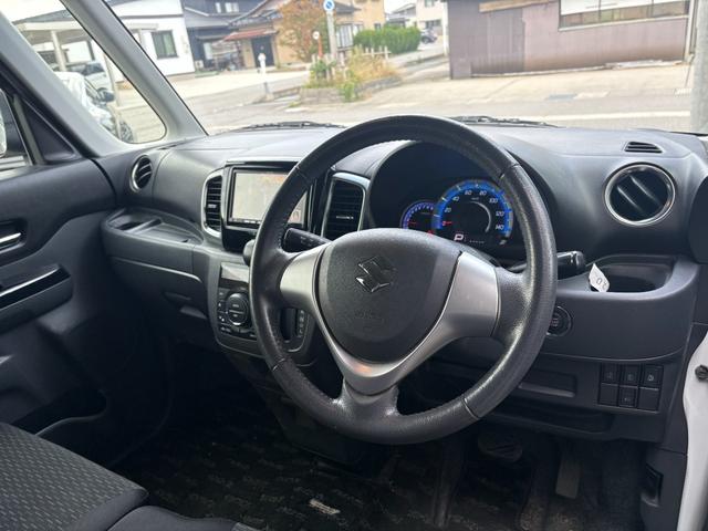 スペーシアカスタム ＴＳ　ターボ車　両側電動スライド　スマートキー＆プッシュスタート　ナビＴＶ（4枚目）