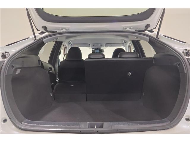 プリウス Aツーリングセレクション フルセグ メモリーナビ DVD再生 ミュージックプレイヤー接続可 バックカメラ 衝突被害軽減システム ETC LEDヘッドランプ ワンオーナー(31枚目)