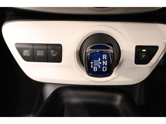 プリウス S フルセグ メモリーナビ DVD再生 ミュージックプレイヤー接続可 バックカメラ 衝突被害軽減システム ETC LEDヘッドランプ ワンオーナー(21枚目)