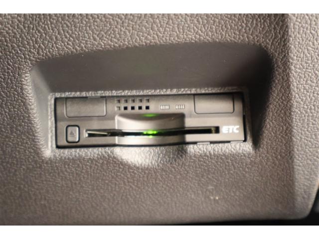 プリウス S フルセグ メモリーナビ DVD再生 ミュージックプレイヤー接続可 バックカメラ 衝突被害軽減システム ETC LEDヘッドランプ ワンオーナー(23枚目)