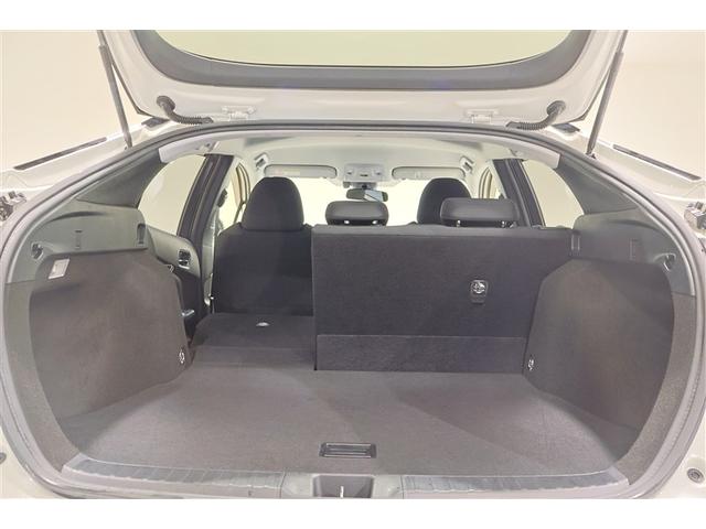 プリウス S フルセグ メモリーナビ DVD再生 ミュージックプレイヤー接続可 バックカメラ 衝突被害軽減システム ETC LEDヘッドランプ ワンオーナー(32枚目)