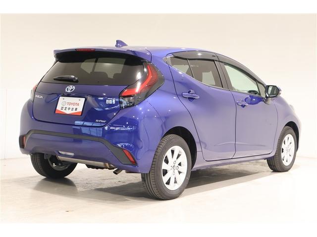 アクア Ｚ　４ＷＤ　フルセグ　メモリーナビ　ミュージックプレイヤー接続可　バックカメラ　衝突被害軽減システム　ＥＴＣ　ＬＥＤヘッドランプ　ワンオーナー（5枚目）