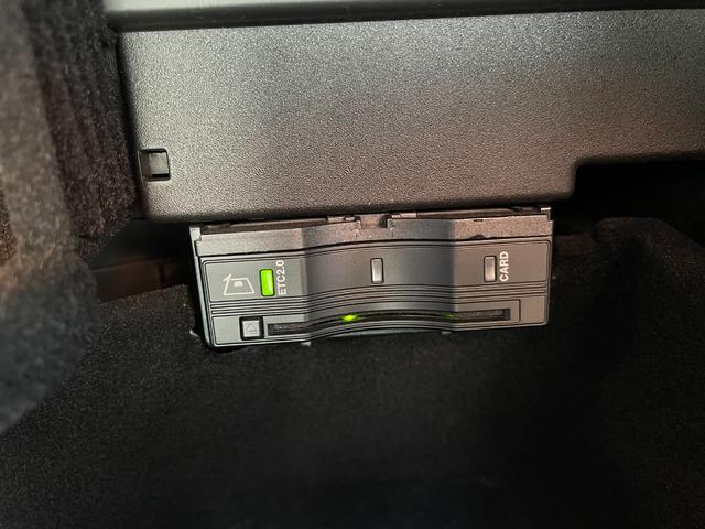 B180 AMGレザーエクスクルーシブパッケージ AMGライン レザーエクスクルーシブP アドバンスドP ナビゲーションP ワイヤレスチャージ360°カメラ(19枚目)