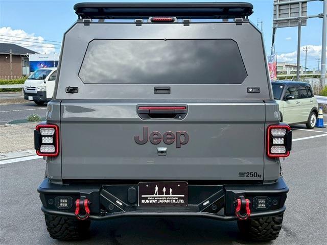ジープ・グラディエーター ルビコン　４ＷＤ　社外バンパー　サイドステップ　ＯＺキャノピー　１７インチＡＷ　黒革　デジタルミラー　ナビ・フルセグ　バックカメラ　ドラレコ（6枚目）