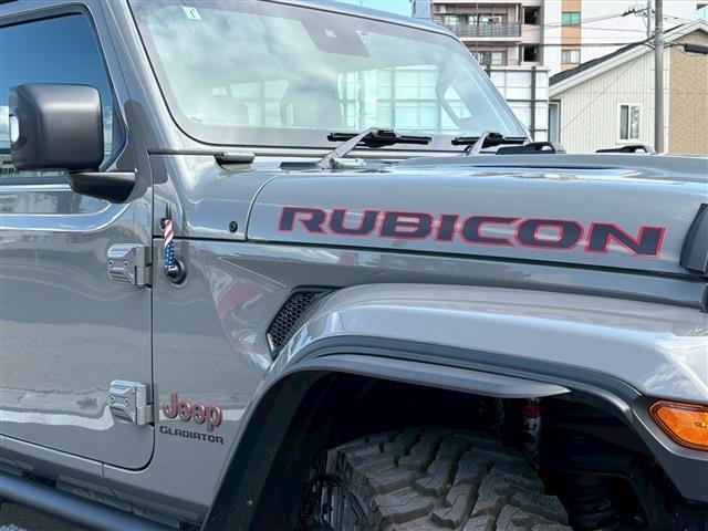 ジープ・グラディエーター ルビコン　４ＷＤ　社外バンパー　サイドステップ　ＯＺキャノピー　１７インチＡＷ　黒革　デジタルミラー　ナビ・フルセグ　バックカメラ　ドラレコ（7枚目）
