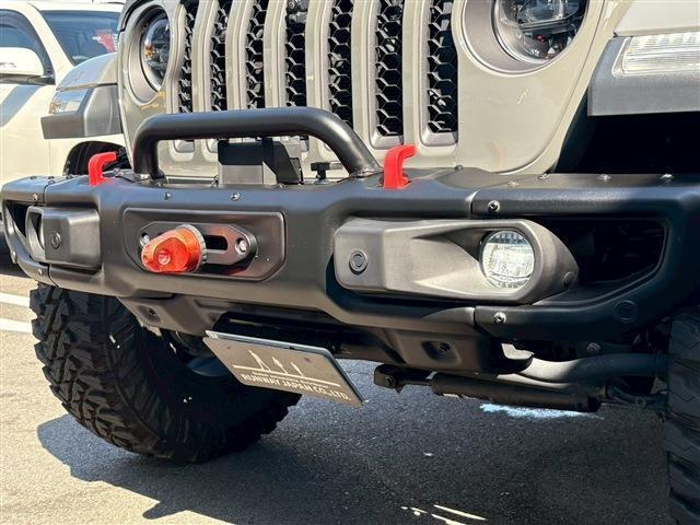ジープ・グラディエーター ルビコン　４ＷＤ　社外バンパー　サイドステップ　ＯＺキャノピー　１７インチＡＷ　黒革　デジタルミラー　ナビ・フルセグ　バックカメラ　ドラレコ（17枚目）
