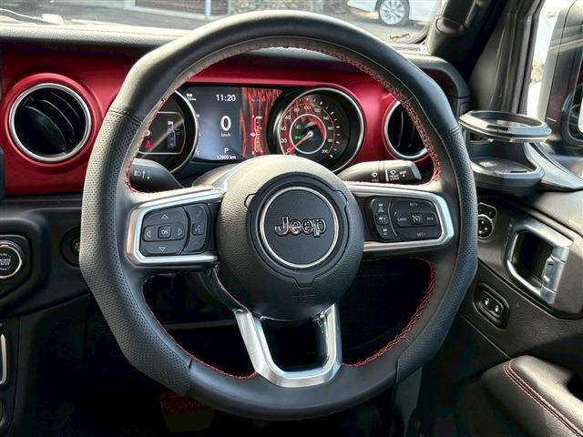 ジープ・グラディエーター ルビコン　４ＷＤ　社外バンパー　サイドステップ　ＯＺキャノピー　１７インチＡＷ　黒革　デジタルミラー　ナビ・フルセグ　バックカメラ　ドラレコ（22枚目）
