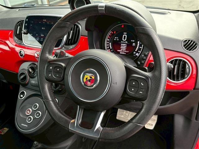 アバルト595  ディスプレイオーディオ 純正AW 純正フォグランプ 社外360°ドラレコ&リアカメラ(7枚目)