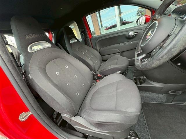 アバルト595  ディスプレイオーディオ 純正AW 純正フォグランプ 社外360°ドラレコ&リアカメラ(19枚目)