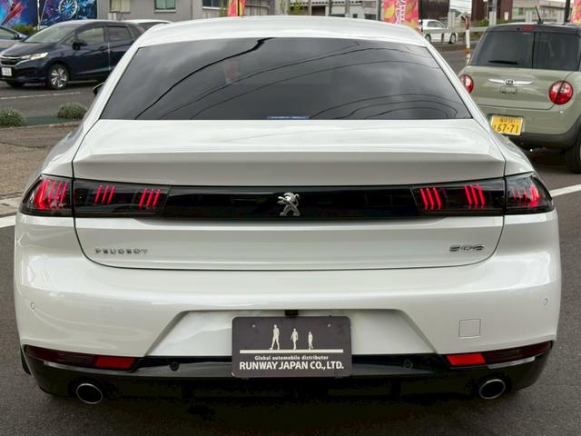 508 GTハイブリッド パノラミックSR 黒革 シートヒータ メモリ付パワーシート FOCALオーディオ ナビ・フルセグ サラウンドビューカメラ LEDヘッドライト 社外ドラレコ(前後タイプ)(3枚目)