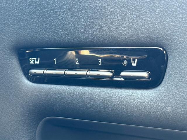 LS LS500 Fスポーツ OPエアロ ムンルーフ 白革 マークレビンソン HUD フルセグ パノラミックビュM デジタルミラ Cソナ(25枚目)