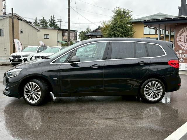 2シリーズ 218iグランツアラー ラグジュアリー アドバンスドセフティ HUD 白革 M付パワーシート&ヒータ ナビ/フルセグ DVD Bカメラ オートテール(6枚目)