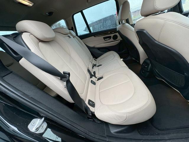 2シリーズ 218iグランツアラー ラグジュアリー アドバンスドセフティ HUD 白革 M付パワーシート&ヒータ ナビ/フルセグ DVD Bカメラ オートテール(22枚目)