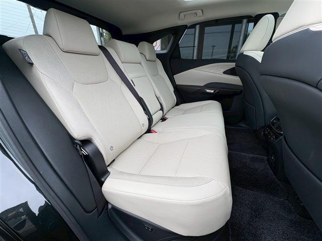 RX RX350h バージョンL パノラマSR レクサスセーフティ レクサスチームメイト BSM HUD M付パワーシート ベンチレーション&ヒータ(18枚目)