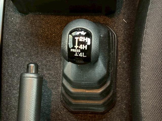 ジムニー ＸＬ　４ＷＤ　１オーナー　セーフティサポート　コーナーセンサー　フォグランプ　社外１６インチＡＷ（ＴＹオープンカントリー）　社外ディスプレイオーディオ　スマートキー＆プッシュスタート（13枚目）