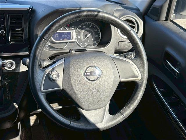 デイズルークス ハイウェイスター　Ｘ　エマージェンシＢ　ナビ　フルセグ　アラウンドビュ―　アラウンドビュ―　パワスライドドア　ＬＥＤライト　１４インチＡＷ（8枚目）