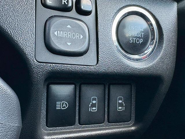 レジアスエースバン スーパーＧＬ　ダークプライムＩＩ　ロングボディ　ディーゼルターボ　４ＷＤ　ターボ　セーフティセンス　両側パワースライドドア　バックカメラ内蔵ミラー　ＬＥＤヘッドライト　コーナーセンサー　ナビ・フルセグ　ＥＴＣ車載器（17枚目）