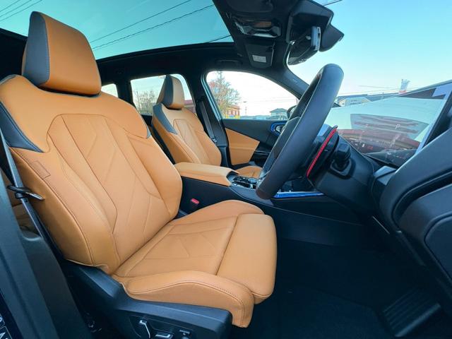 Ｘ３ Ｍ５０　ｘＤｒｉｖｅ　Ｍ５０　ｘＤｒｉｖｅ　有償色タンザナイトブルー　レザーパッケージ　内装色アンバー　パノラマガラスサンルーフ　ＯＰ２１インチＡＷ　ヘッドアップディスプレイ（23枚目）