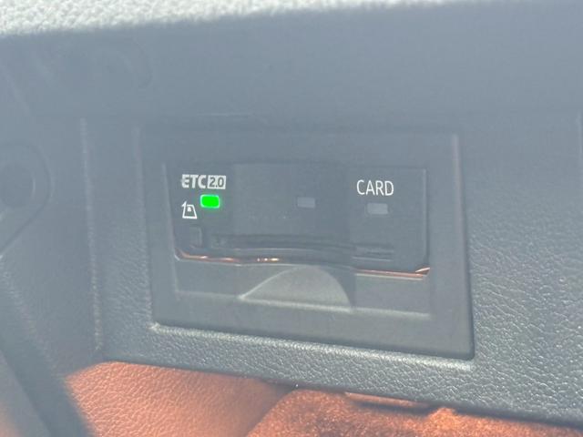 ゴルフ TDIコンフォートライン マイスター デジタルメーター ナビ・フルセグ Bluetooth バックカメラ CD/DVD DYNAUDIOオーディオ 黒革 シートヒータ― M付パワーシート コーナーセンサー LEDヘッドライト(22枚目)