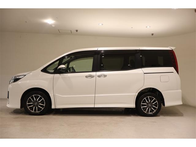 ノア Ｓｉ　ダブルバイビー　４ＷＤ　フルセグ　メモリーナビ　ＤＶＤ再生　ミュージックプレイヤー接続可　後席モニター　バックカメラ　衝突被害軽減システム　ＥＴＣ　両側電動スライド　ＬＥＤヘッドランプ　ウオークスルー　乗車定員７人（3枚目）