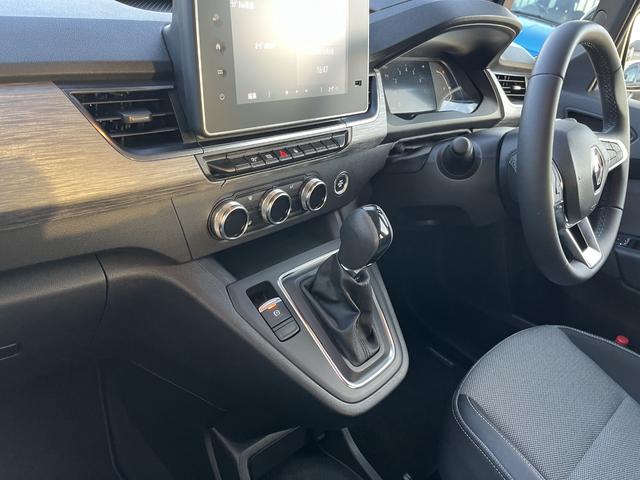 カングー インテンス ガソリン 弊社デモカー 新車保証継承(11枚目)