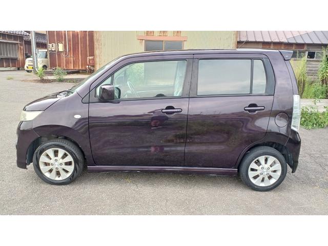 AZワゴンカスタムスタイル XS 内外装仕上げ 距離4万キロ台 ナビ TV プッシュスタート オートエアコン オゾン抗菌 キーフリーシステム スペアキー付 アルミホイール(12枚目)