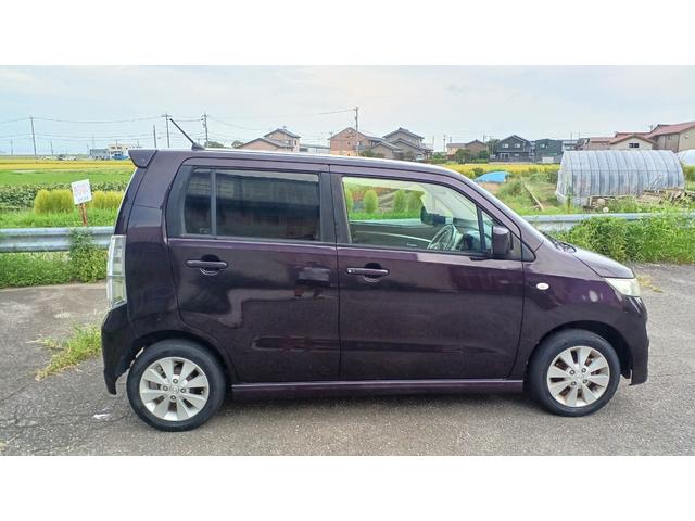 AZワゴンカスタムスタイル XS 内外装仕上げ 距離4万キロ台 ナビ TV プッシュスタート オートエアコン オゾン抗菌 キーフリーシステム スペアキー付 アルミホイール(13枚目)