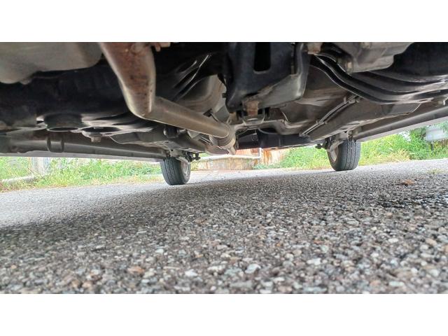 AZワゴンカスタムスタイル XS 内外装仕上げ 距離4万キロ台 ナビ TV プッシュスタート オートエアコン オゾン抗菌 キーフリーシステム スペアキー付 アルミホイール(42枚目)