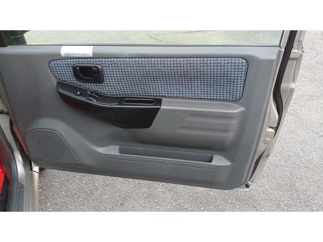 パジェロミニ V 内外装仕上げ ヘッドライト磨き 距離8万キロ台 4WD ターボ 5速ミッション 各部チッピング塗装 フォグランプ キーレス ホイールペイント オゾン抗菌(29枚目)