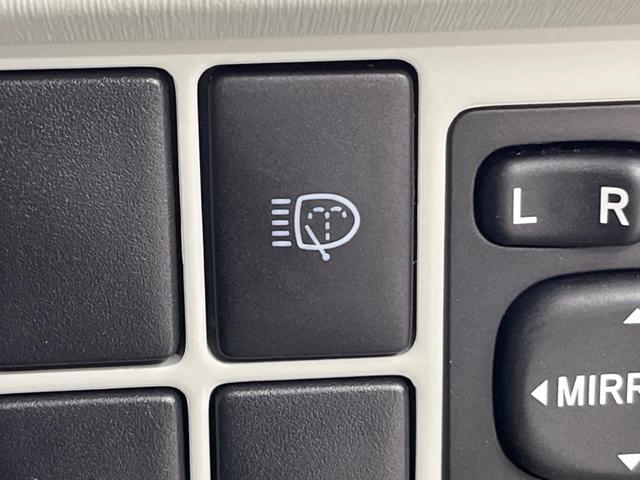 Sツーリングセレクション 禁煙車 純正ナビ バックカメラ Bluetooth フルセグTV ETC LEDヘッドライト スマートキー オートライト オートエアコン ステアリングスイッチ フォグライト DVD 盗難防止装置(22枚目)
