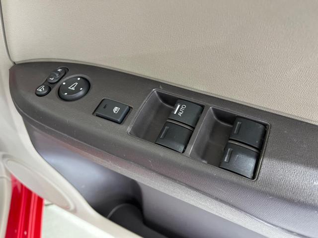 G・Lパッケージ 禁煙車 純正ディスプレイオーディオ バックモニター HIDヘッドライト スマートキー 純正15インチアルミ シートリフター オートエアコン 電動格納ミラー ベンチシート(8枚目)