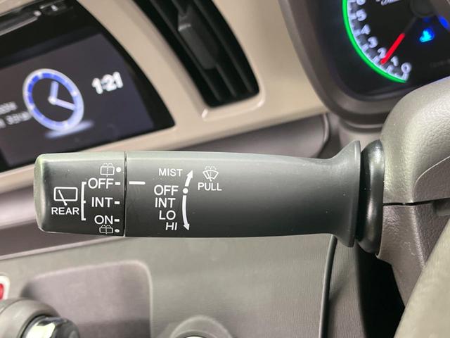 G・Lパッケージ 禁煙車 純正ディスプレイオーディオ バックモニター HIDヘッドライト スマートキー 純正15インチアルミ シートリフター オートエアコン 電動格納ミラー ベンチシート(35枚目)
