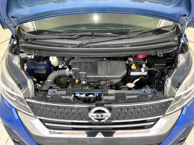 ハイウェイスター X 4WD アラウンドビュー 衝突軽減装置 電動スライドドア 純正ナビ フルセグ Bluetooth ETC ドラレコ サンシェード LEDヘッド オートマチックハイビーム 車線逸脱警報 踏み間違い防止(19枚目)