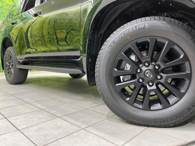 TX Lパッケージ マットブラックエディション 4WD セーフティセンス 登録済未使用車 前席シートベンチレーション 前席パワーシート ブラックレザーシート ルーフレール レーダークルーズコントロール クリアランスソナー デュアルエアコン(14枚目)