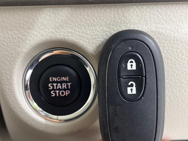 L SDナビ 衝突軽減装置 バックカメラ Bluetooth再生 フルセグTV ETC シートヒーター スマートキー 車線逸脱警報 オートライト 盗難防止装置 プライバシーガラス アイドリングストップ(8枚目)