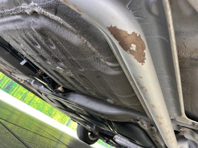 フィット Ｌ　ハイウェイエディション　純正ＳＤナビ　バックカメラ　禁煙車　ドラレコ　ＨＩＤヘッド　ビルトインＥＴＣ　オートエアコン　ＣＤ　ＤＶＤ再生　地デジ　キーレス　ドアバイザー　電動格納ミラー　プライバシーＧ　１４インチアルミホイール（20枚目）