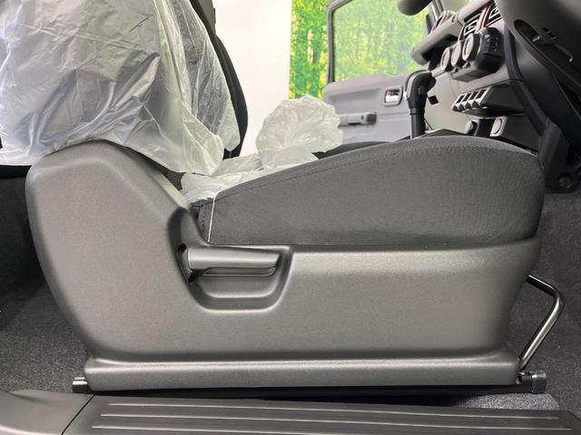 ジムニー ＸＣ　届出済未使用車　４ＷＤ　衝突被害軽減システム　スマートキー　ＬＥＤヘッド　クルコン　車線逸脱警報　オートライト　オートエアコン　純正１６インチアルミ　電動格納ミラー　シートヒーター（21枚目）