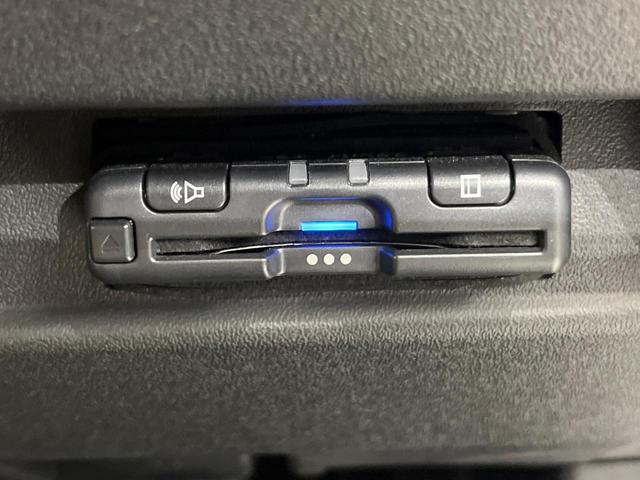 ジムニー XC 4WD ターボ SDナビ 禁煙車 ドラレコ コーナーセンサー スマートキー LEDヘッド ETC クルコン オートライト オートエアコン シートヒーター ステアリングスイッチ 純正16インチアルミ(5枚目)