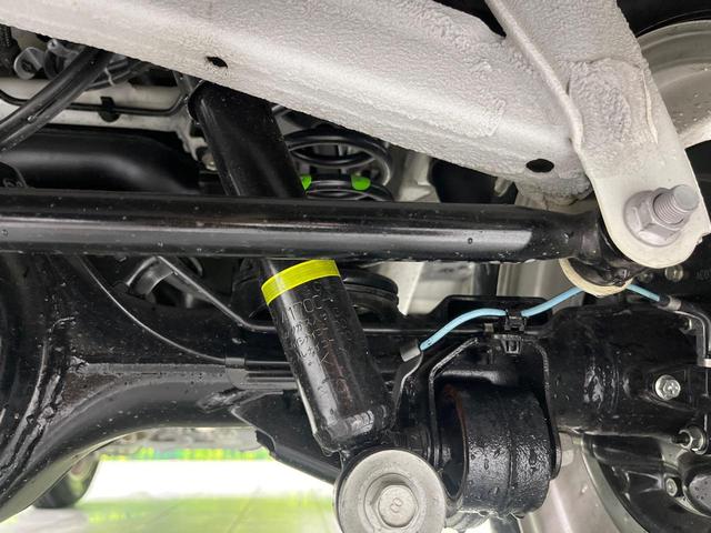 ジムニー XC 4WD ターボ SDナビ 禁煙車 ドラレコ コーナーセンサー スマートキー LEDヘッド ETC クルコン オートライト オートエアコン シートヒーター ステアリングスイッチ 純正16インチアルミ(21枚目)