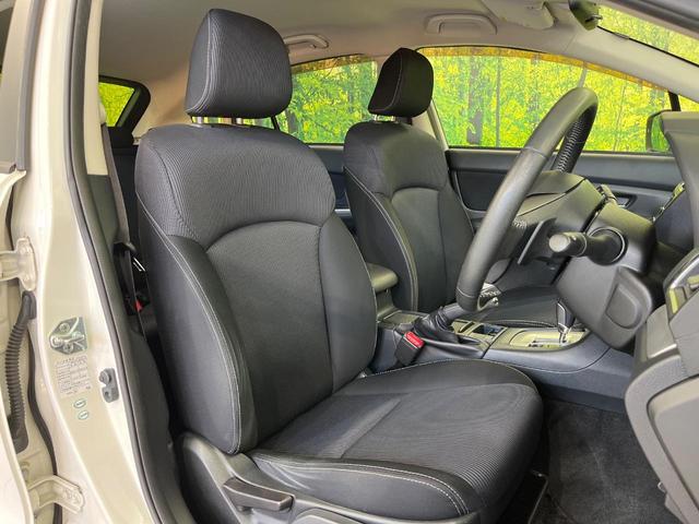 インプレッサスポーツ 2.0iアイサイト 4WD 純正SDナビ バックカメラ 衝突被害軽減システム レーダークルーズ 禁煙車 スマートキー HIDヘッド ETC オートライト デュアルエアコン 純正17インチアルミ Bluetooth CD(8枚目)