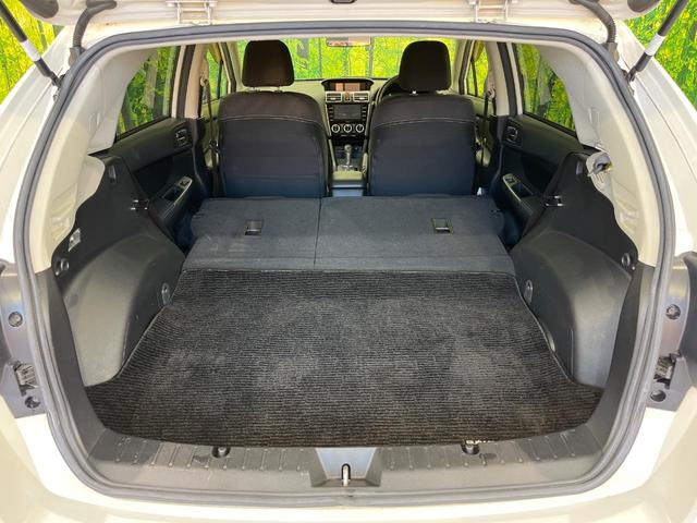 インプレッサスポーツ 2.0iアイサイト 4WD 純正SDナビ バックカメラ 衝突被害軽減システム レーダークルーズ 禁煙車 スマートキー HIDヘッド ETC オートライト デュアルエアコン 純正17インチアルミ Bluetooth CD(10枚目)