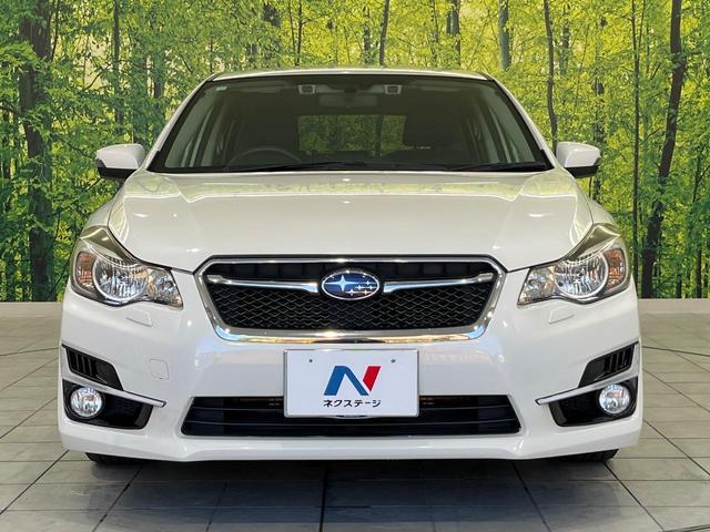 インプレッサスポーツ 2.0iアイサイト 4WD 純正SDナビ バックカメラ 衝突被害軽減システム レーダークルーズ 禁煙車 スマートキー HIDヘッド ETC オートライト デュアルエアコン 純正17インチアルミ Bluetooth CD(14枚目)