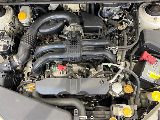 インプレッサスポーツ 2.0iアイサイト 4WD 純正SDナビ バックカメラ 衝突被害軽減システム レーダークルーズ 禁煙車 スマートキー HIDヘッド ETC オートライト デュアルエアコン 純正17インチアルミ Bluetooth CD(18枚目)