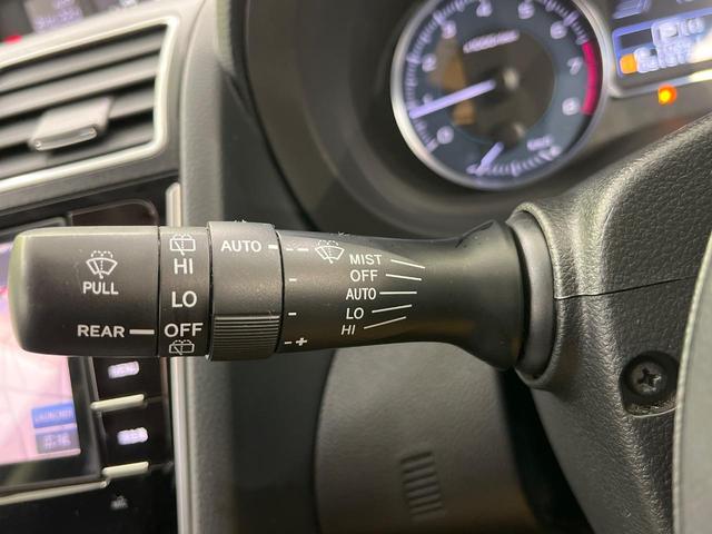 インプレッサスポーツ 2.0iアイサイト 4WD 純正SDナビ バックカメラ 衝突被害軽減システム レーダークルーズ 禁煙車 スマートキー HIDヘッド ETC オートライト デュアルエアコン 純正17インチアルミ Bluetooth CD(36枚目)