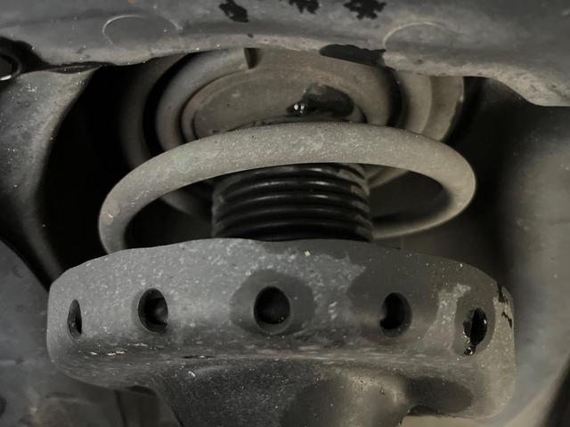 インプレッサスポーツ 2.0iアイサイト 4WD 純正SDナビ バックカメラ 衝突被害軽減システム レーダークルーズ 禁煙車 スマートキー HIDヘッド ETC オートライト デュアルエアコン 純正17インチアルミ Bluetooth CD(49枚目)