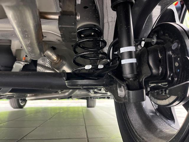 スペーシアカスタム ハイブリッドXSターボ 届出済未使用車 両側電動ドア 全周囲カメラ 衝突被害軽減システム レーダークルーズ ハーフレザーシート コーナーセンサー スマートキー LEDヘッド オートライト オートエアコン(19枚目)