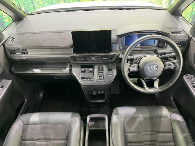 ステップワゴン ｅ：ＨＥＶスパーダ　プレミアムライン　ホンダセンシング　両側パワースライドドア　純正１１．４インチ純正ナビ　全周囲カメラ　Ｂｌｕｅｔｏｏｔｈ再生　ドライブレコーダー　ＥＴＣ　デュアルオートエアコン　クリアランスソナー　禁煙車　ＬＥＤヘッド（15枚目）