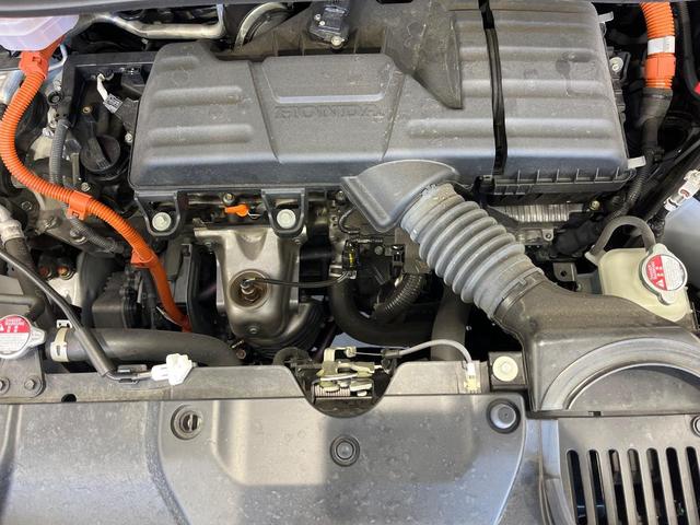 ステップワゴン ｅ：ＨＥＶスパーダ　プレミアムライン　ホンダセンシング　両側パワースライドドア　純正１１．４インチ純正ナビ　全周囲カメラ　Ｂｌｕｅｔｏｏｔｈ再生　ドライブレコーダー　ＥＴＣ　デュアルオートエアコン　クリアランスソナー　禁煙車　ＬＥＤヘッド（47枚目）
