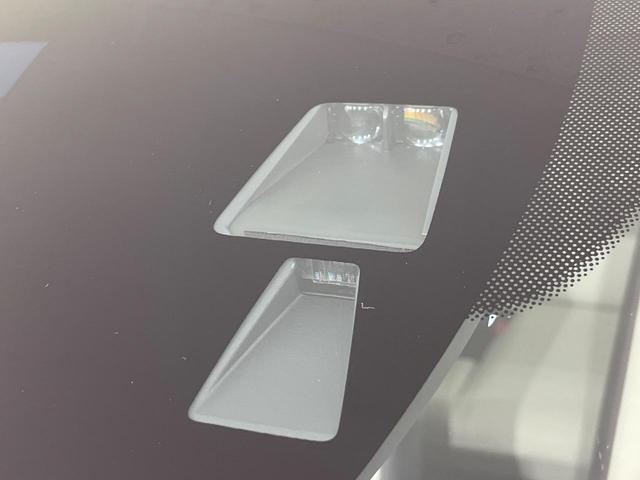 デミオ 13S Lパッケージ スマートシティブレーキ マツダコネクトナビ Bluetooth再生 フルセグTV バックカメラ LEDヘッドライト 純正15インチアルミホイール 禁煙車 オートエアコン サイドエアバッグ(3枚目)