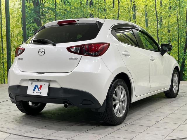 デミオ 13S Lパッケージ スマートシティブレーキ マツダコネクトナビ Bluetooth再生 フルセグTV バックカメラ LEDヘッドライト 純正15インチアルミホイール 禁煙車 オートエアコン サイドエアバッグ(17枚目)